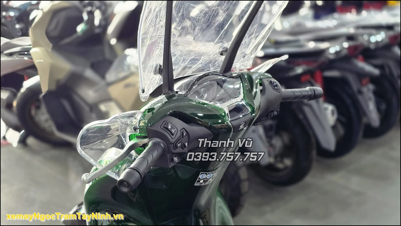 Honda SH Ý Vetro – Biểu tượng sang trọng vượt thời gian đã về đến Ngọc Trâm Tây Ninh 16 Honda SH Y Vetro – Bieu tuong sang trong vuot thoi gian da ve den Ngoc Tram Tay Ninh 8