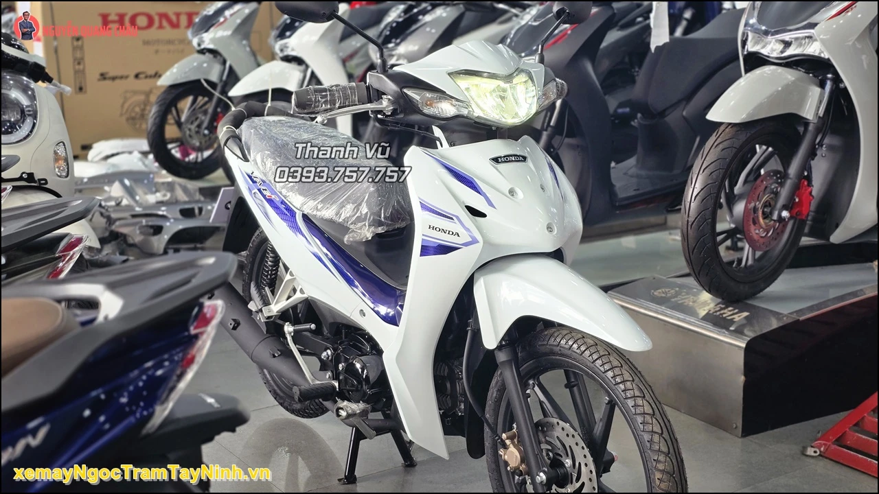 Honda Wave 110i Thai Lan 1