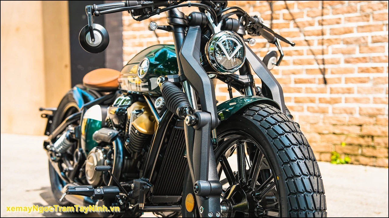 Napoleon 250 Bobber (13) Napoleon 250 Bobber 13