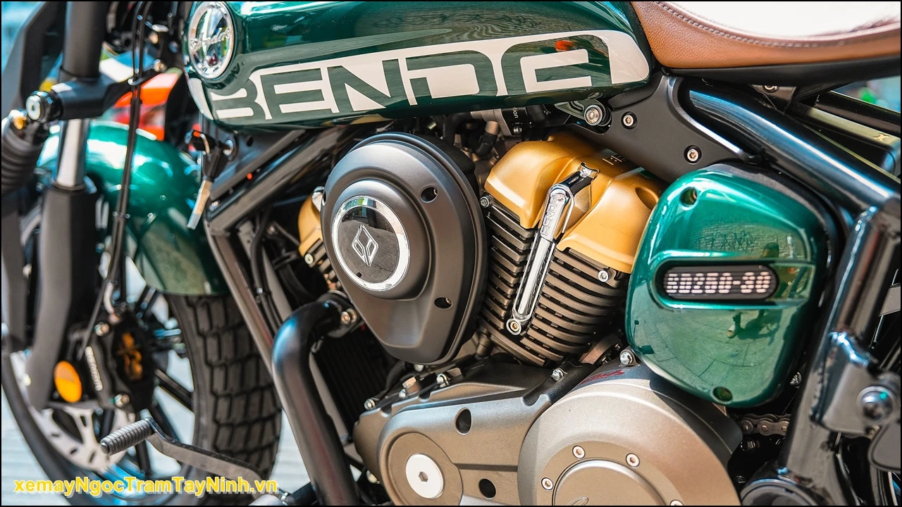 Napoleon 250 Bobber (41) Napoleon 250 Bobber 41
