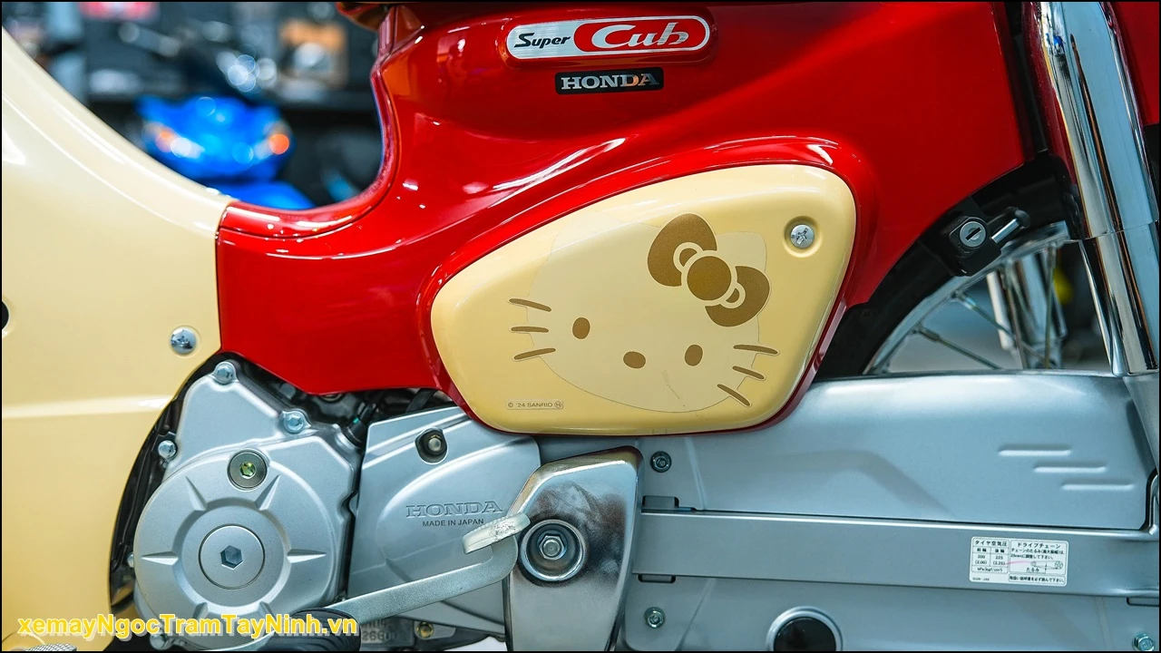 Honda Super Cub 50 Hello Kitty da chinh thuc co chu nhan tai Xe May Ngoc Tram – Tay Ninh 25