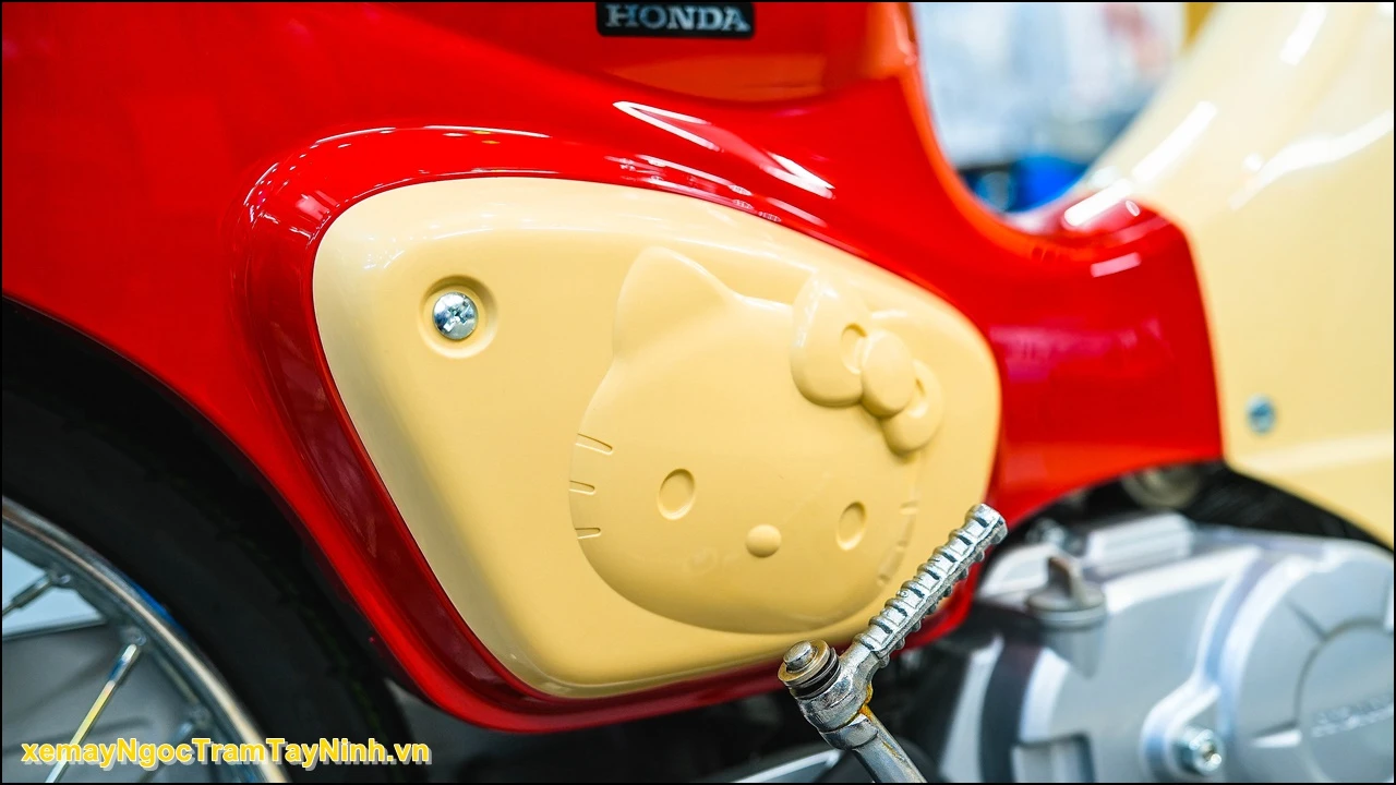 Honda Super Cub 50 Hello Kitty da chinh thuc co chu nhan tai Xe May Ngoc Tram – Tay Ninh 47