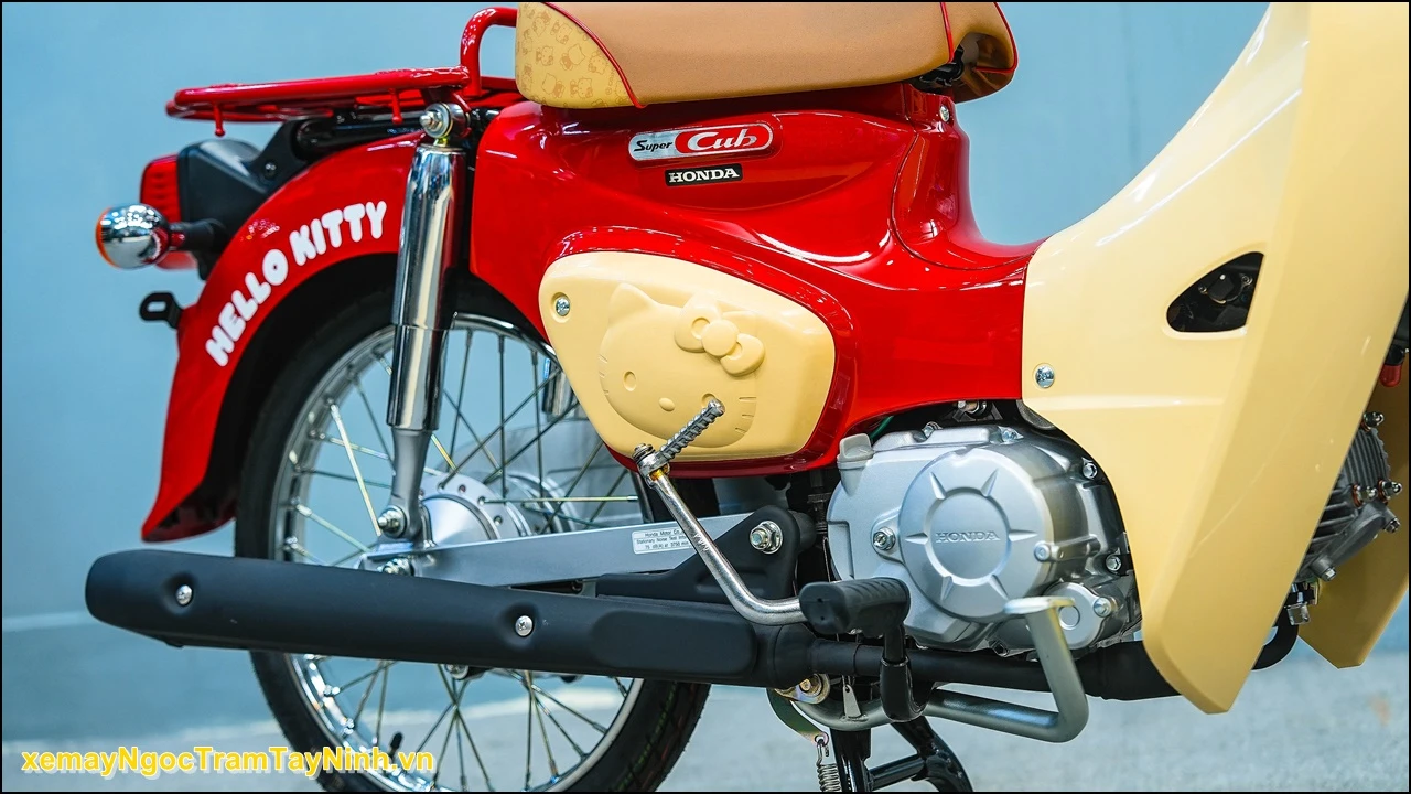 Honda Super Cub 50 Hello Kitty da chinh thuc co chu nhan tai Xe May Ngoc Tram – Tay Ninh 6