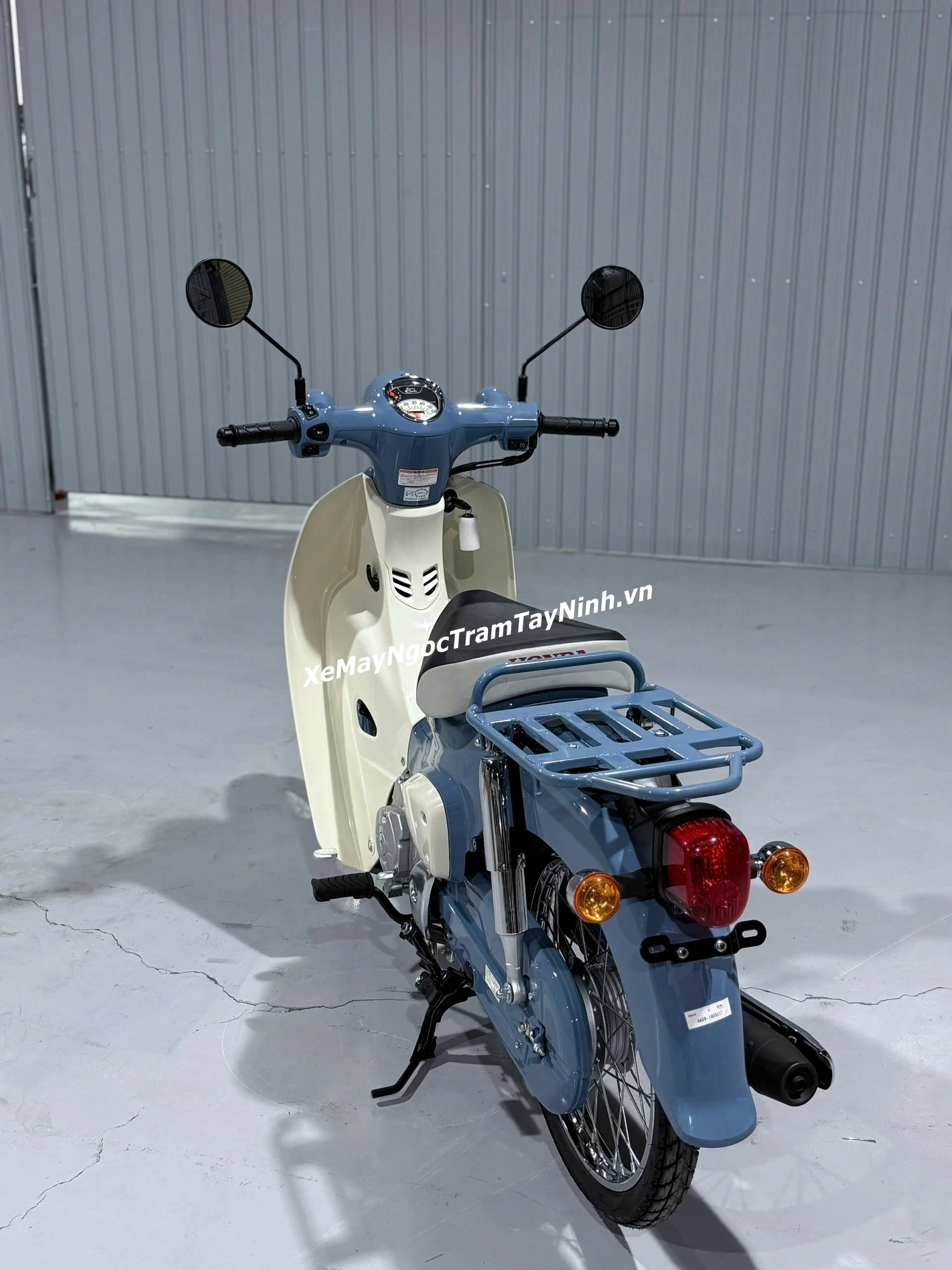 Hôm nay Ngọc Trâm Tây Ninh giao tận nhà Honda Super Cub 50 Final Edition giao Dầu Tiếng 32 Hom nay Ngoc Tram Tay Ninh giao tan nha Honda Super Cub 50 Final Edition giao Dau Tieng 12