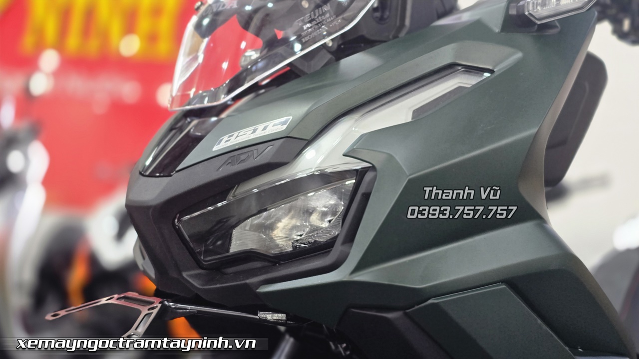 Honda ADV vừa nhập khẩu đến Ngọc Trâm Tây Ninh đã giao về anh khách chịu chơi 18 giao xe Honda ADV 10