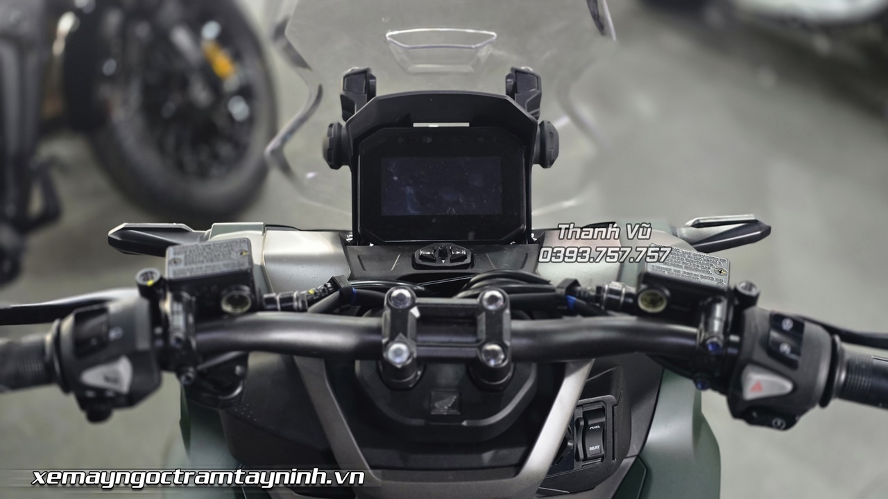 Honda ADV vừa nhập khẩu đến Ngọc Trâm Tây Ninh đã giao về anh khách chịu chơi 12 giao xe Honda ADV 12