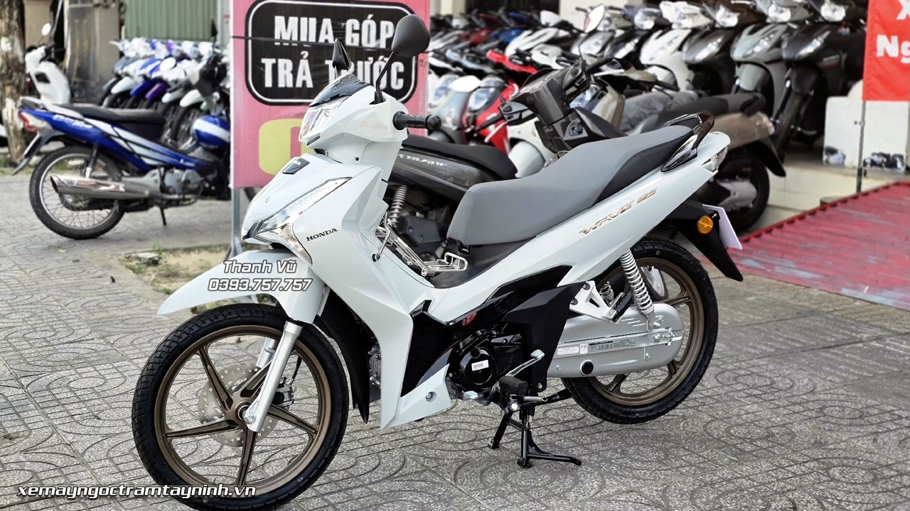 Giao Honda Wave R125 Thai Lan – mau xe the thao so cao cap dang gay sot trong gioi choi xe 12