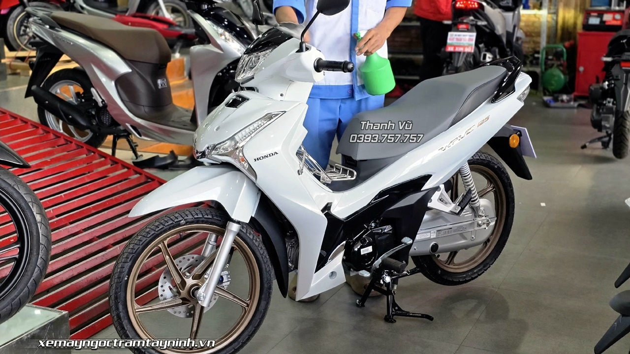 Giao Honda Wave R125 Thai Lan – mau xe the thao so cao cap dang gay sot trong gioi choi xe 5