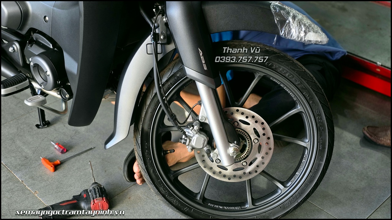Ngoc Tram Tay Ninh giao xe Honda Cub C125 Japan 5