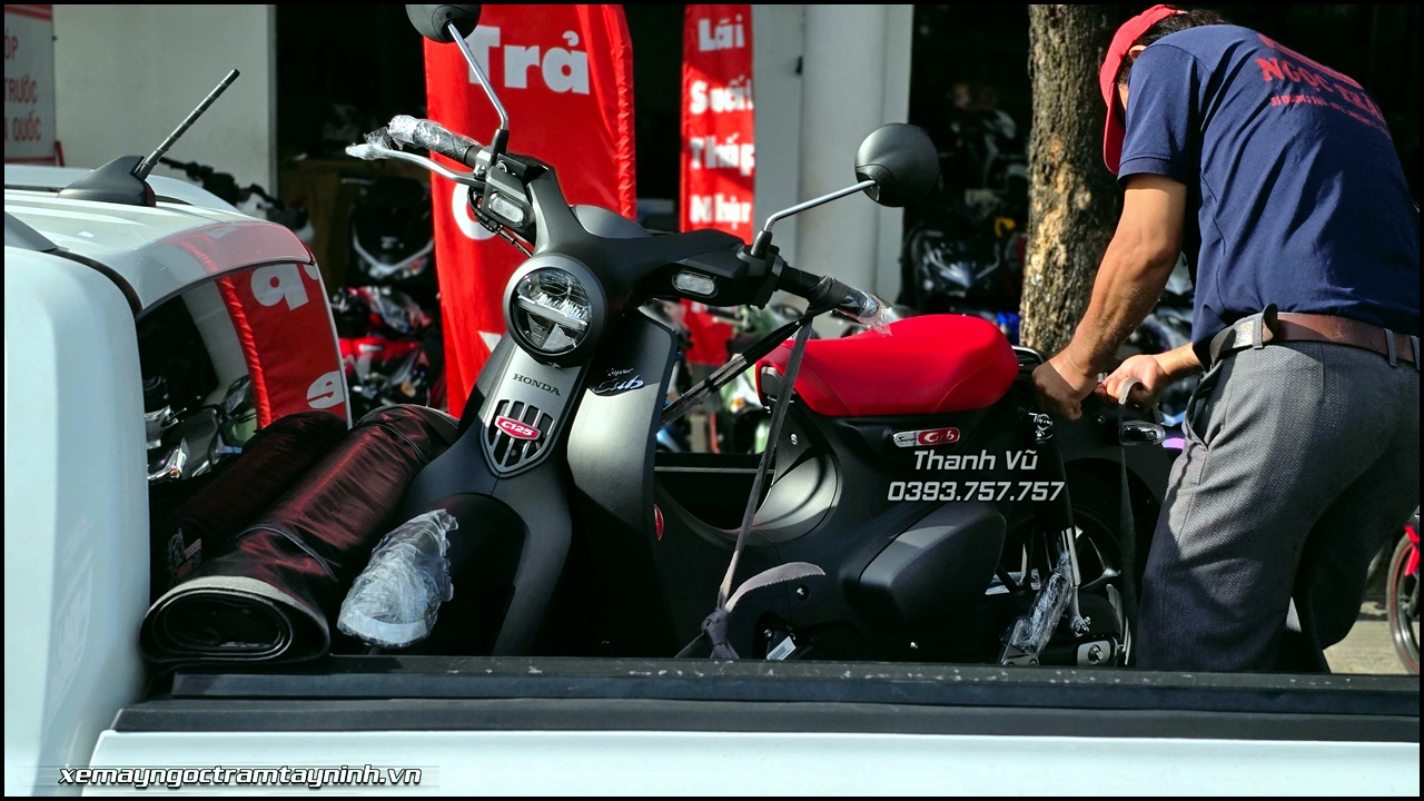 Ngoc Tram Tay Ninh giao xe Honda Cub C125 Japan 8