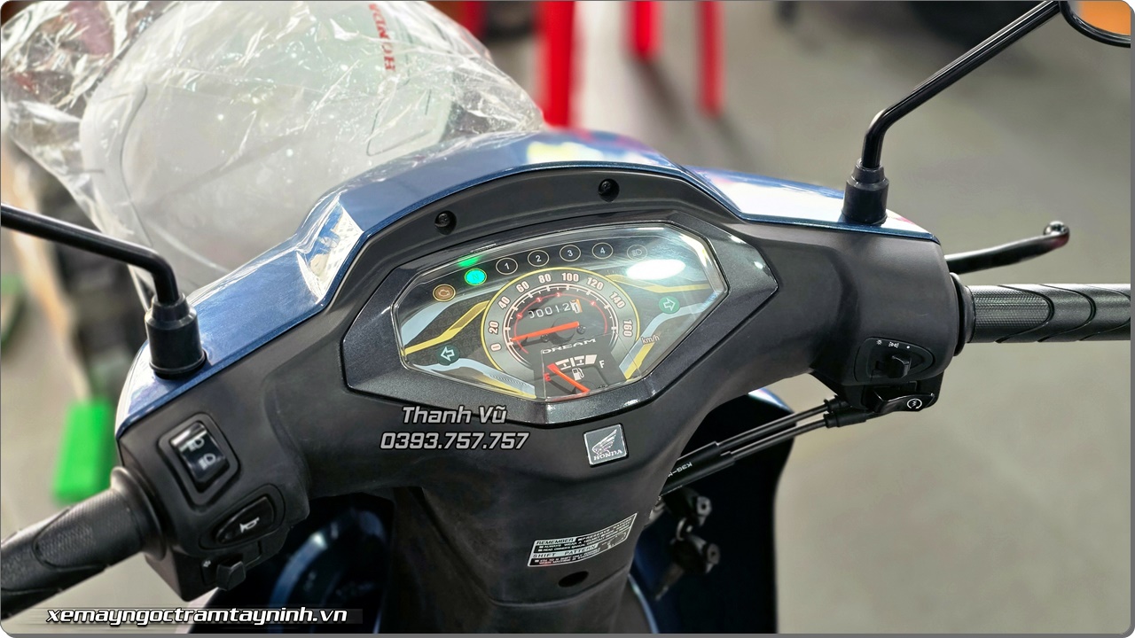 Honda Dream 125 NCX 2026 được khách hàng săn đón tại Xe Máy Ngọc Trâm Tây Ninh 2 Honda Dream 125 NCX 2026 duoc khach hang san don tai Xe May Ngoc Tram Tay Ninh 3