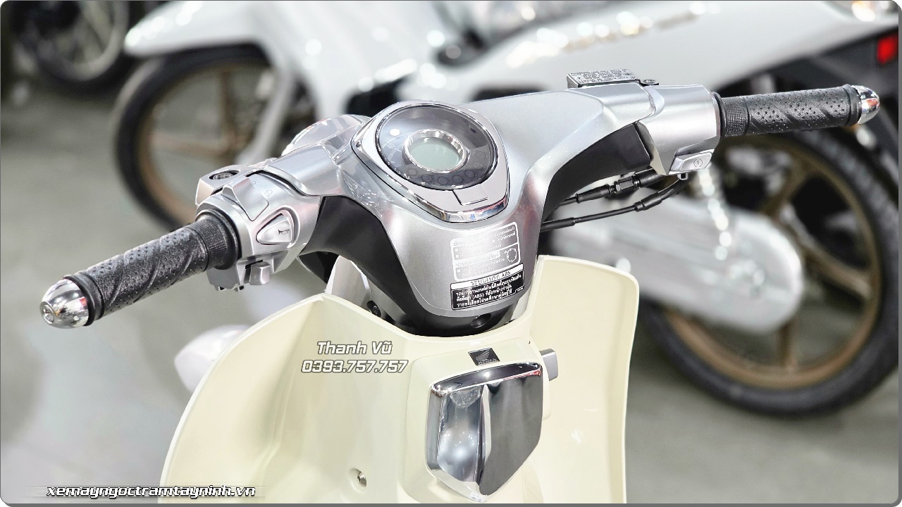 Honda Super Cub C125 ABS 2026 - Thái Lan 11 MAU BAC Honda Super Cub C125 ABS 2026 Thai Lan 10