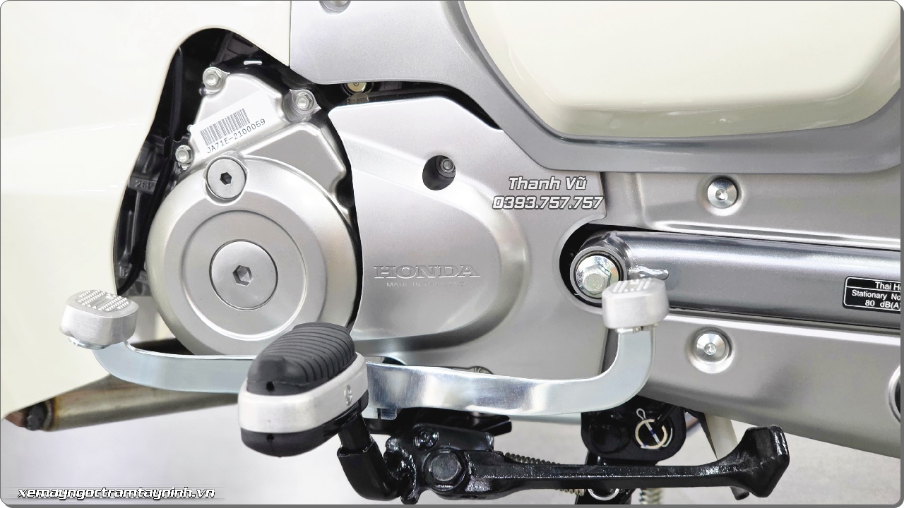 MÀU BẠC Honda Super Cub C125 ABS 2026 - Thái Lan (12) MAU BAC Honda Super Cub C125 ABS 2026 Thai Lan 12