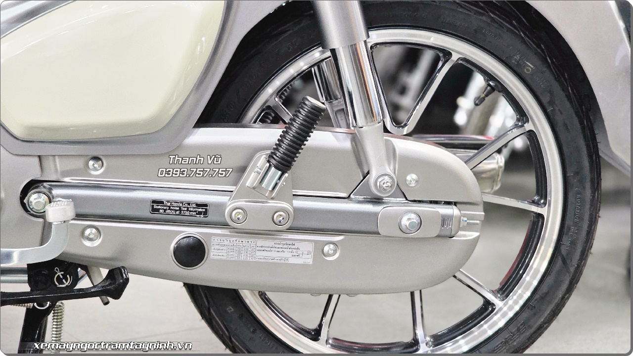 MÀU BẠC Honda Super Cub C125 ABS 2026 - Thái Lan (13) MAU BAC Honda Super Cub C125 ABS 2026 Thai Lan 13
