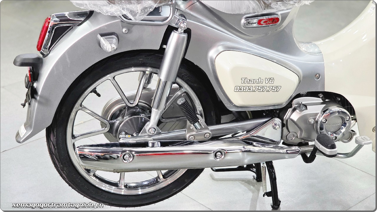 MÀU BẠC Honda Super Cub C125 ABS 2026 - Thái Lan (15) MAU BAC Honda Super Cub C125 ABS 2026 Thai Lan 15