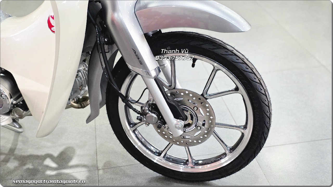 Honda Super Cub C125 ABS 2026 - Thái Lan 55 MAU BAC Honda Super Cub C125 ABS 2026 Thai Lan 16