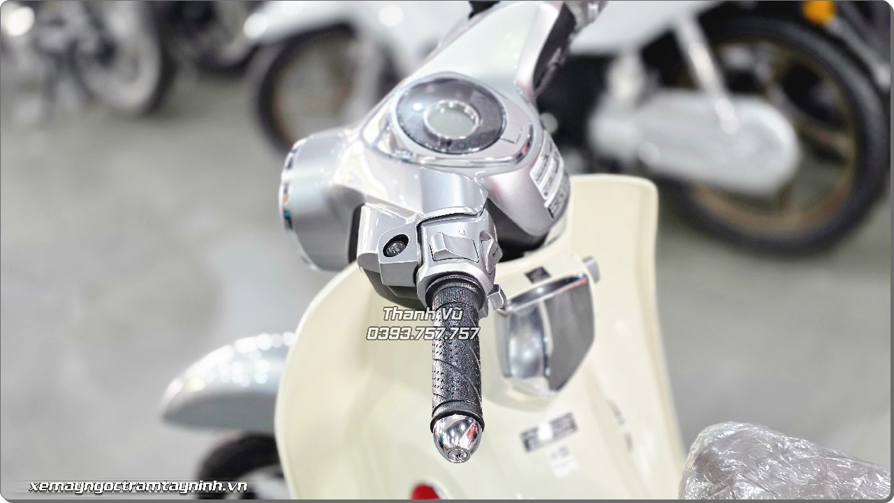 MÀU BẠC Honda Super Cub C125 ABS 2026 - Thái Lan (19) MAU BAC Honda Super Cub C125 ABS 2026 Thai Lan 19