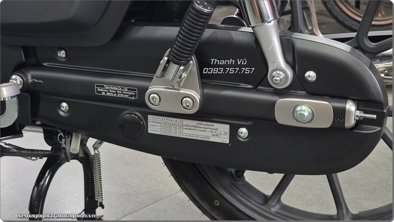 Honda Super Cub C125 ABS 2026 - Thái Lan 19 mau den nham Honda Super Cub C125 ABS 2026 – Thai Lan 10