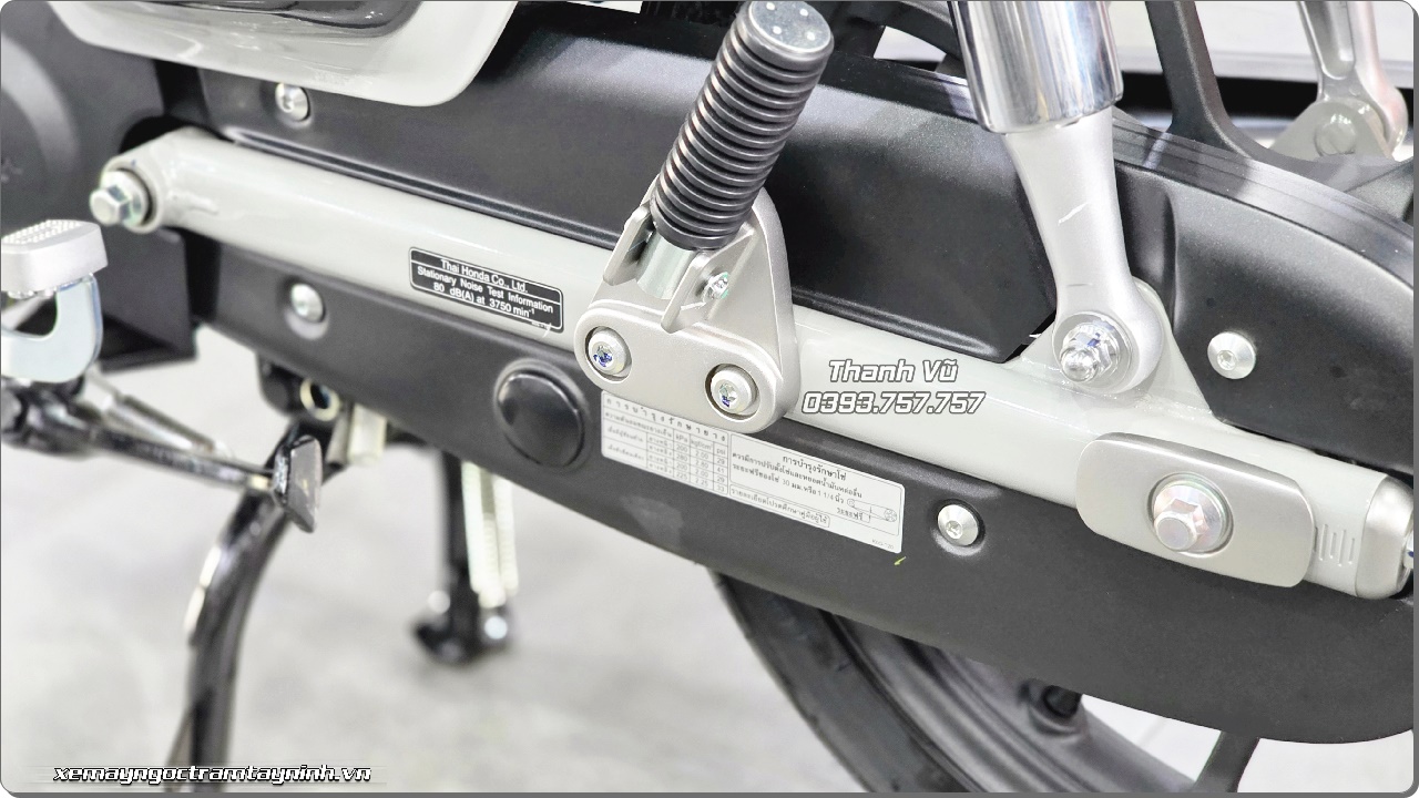 Honda Super Cub C125 ABS 2026 - Thái Lan 40 mau xi mang Honda Super Cub C125 ABS 2026 Thai Lan 14