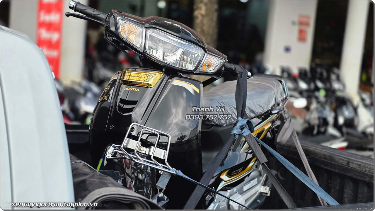 Giao xe về Đồng Tháp huyền thoại Honda Dream NCX 2026 cho vị khách sưu tầm 3 Giao xe ve Dong Thap huyen thoai Honda Dream NCX 2026 cho vi khach suu tam 3