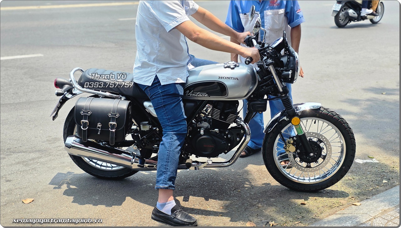 HONDA CGX 150 tiep tuc giao ve moi mien to quoc cho khach da coc truoc 10