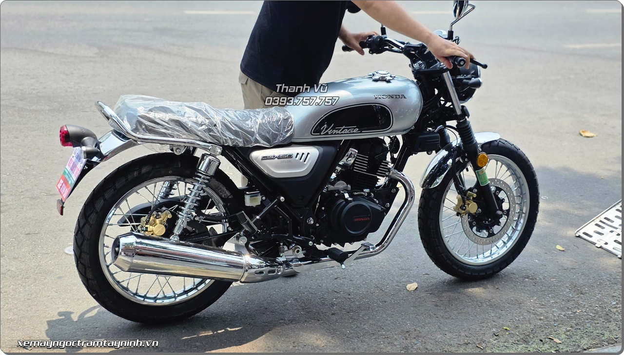 HONDA CGX 150 tiep tuc giao ve moi mien to quoc cho khach da coc truoc 11