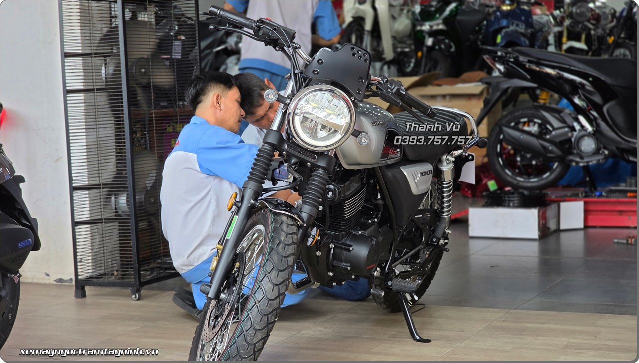 HONDA CGX 150 tiep tuc giao ve moi mien to quoc cho khach da coc truoc 4