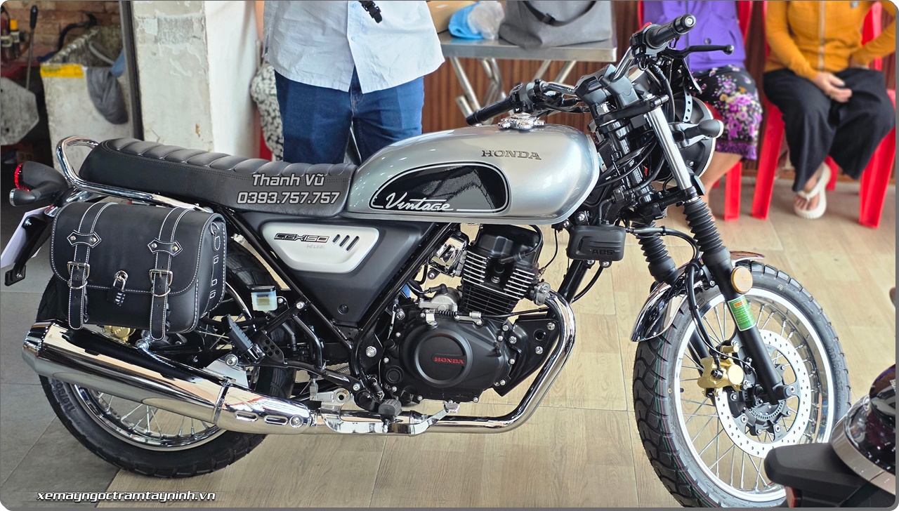 HONDA CGX 150 tiep tuc giao ve moi mien to quoc cho khach da coc truoc 7