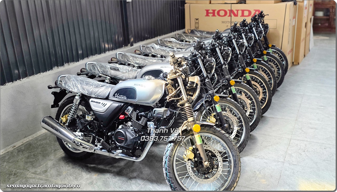 Honda CGX 150 2026 vintage bac den chot giao ve Da Nang 7
