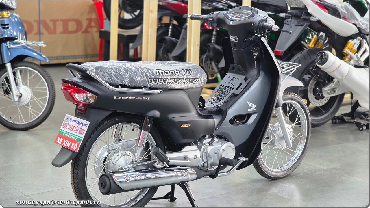 Honda Dream NCX 2026 Custom den nham mo 4