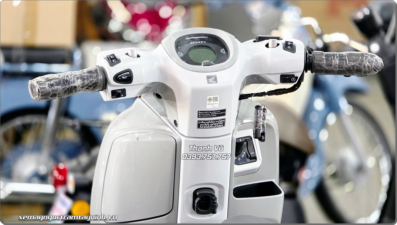 Honda Scoopy Thai Lan 2026 duoc giao den khach quy tai Hue 4