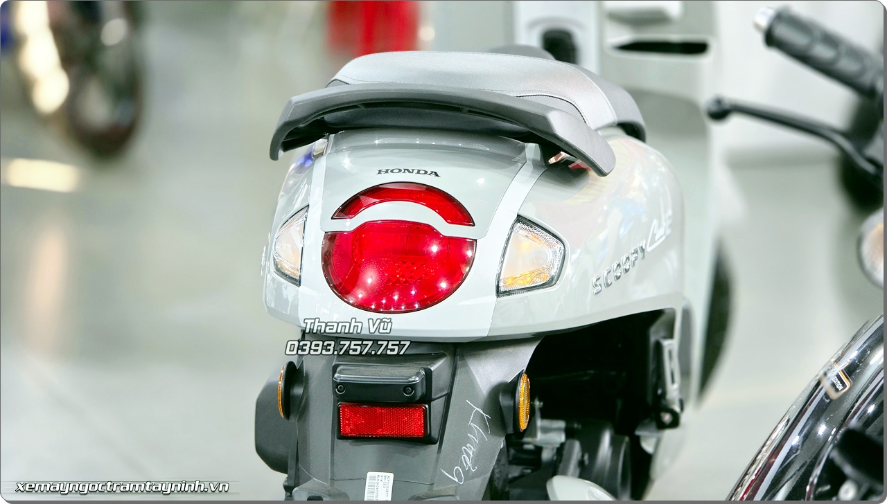 Honda Scoopy Thai Lan 2026 duoc giao den khach quy tai Hue 8