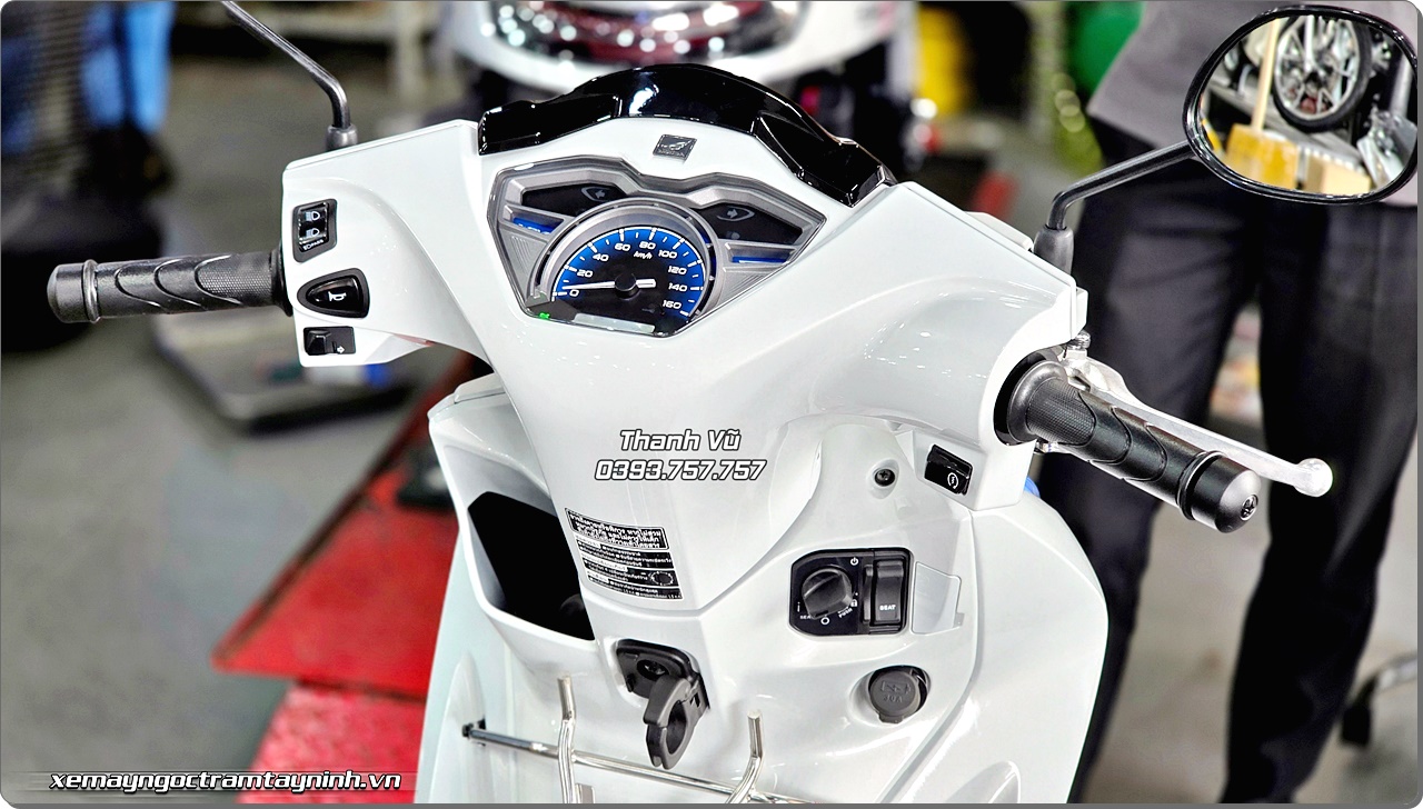 Honda Wave 125i chua bao gio la mau xe chi de di lai duoc Custom by Ngoc Tram Tay Ninh 4