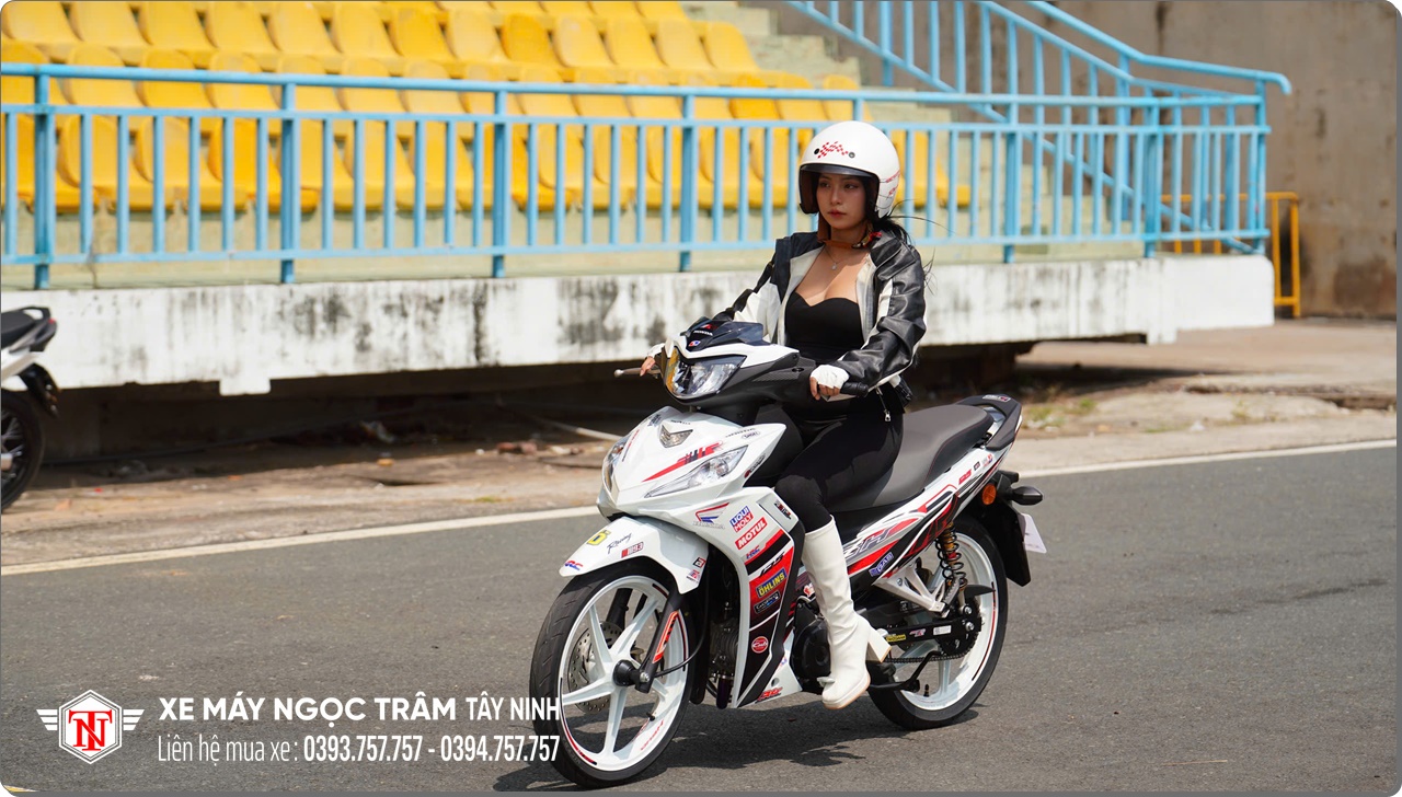 z7715552735000 47fb45780d3241d1401a7f26067334a3