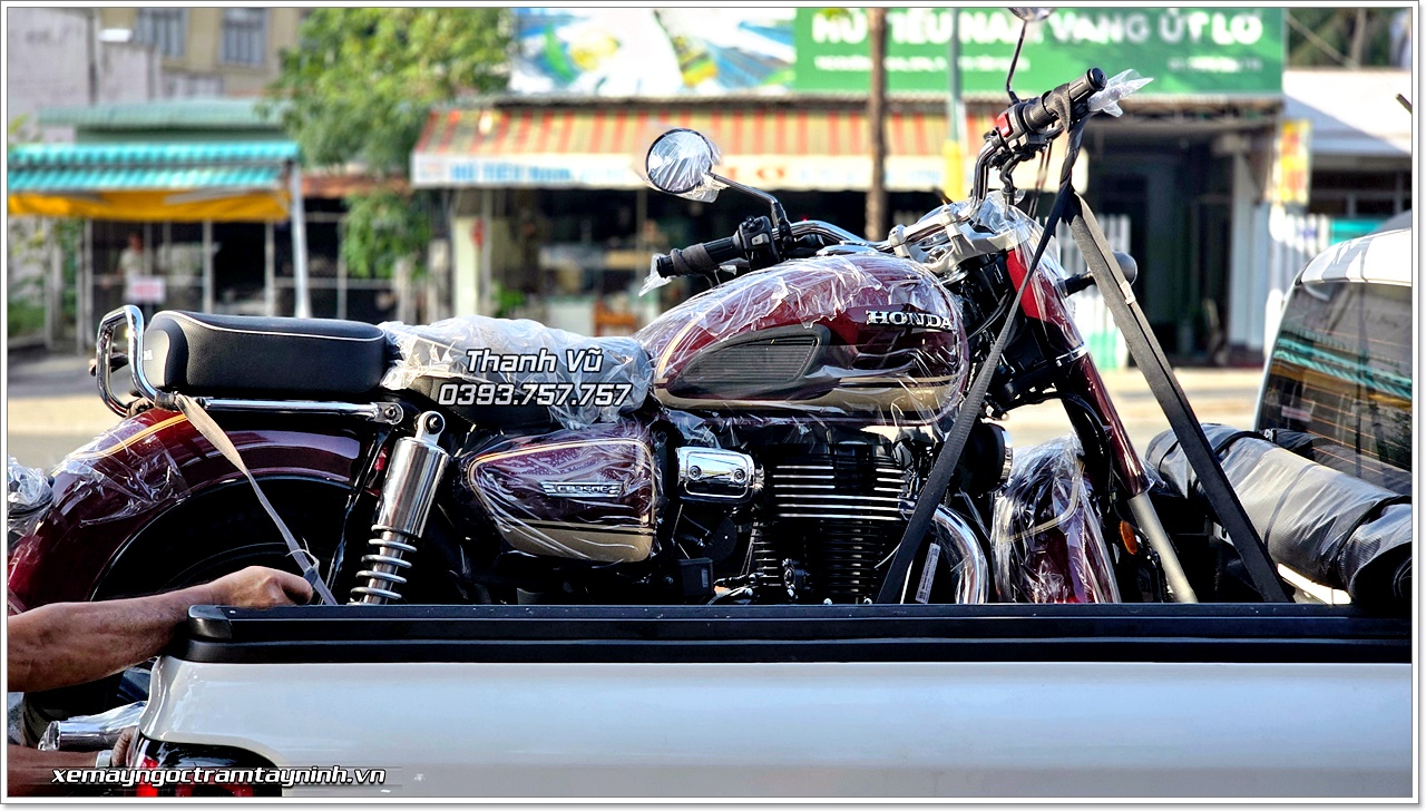 Honda CB350C Special Edition màu đỏ được giao tận nhà khách đam mê xe cổ điển tại Vũng Tàu 18 Honda CB350C Special Edition mau do duoc giao tan nha khach dam me xe co dien tai Vung Tau 11