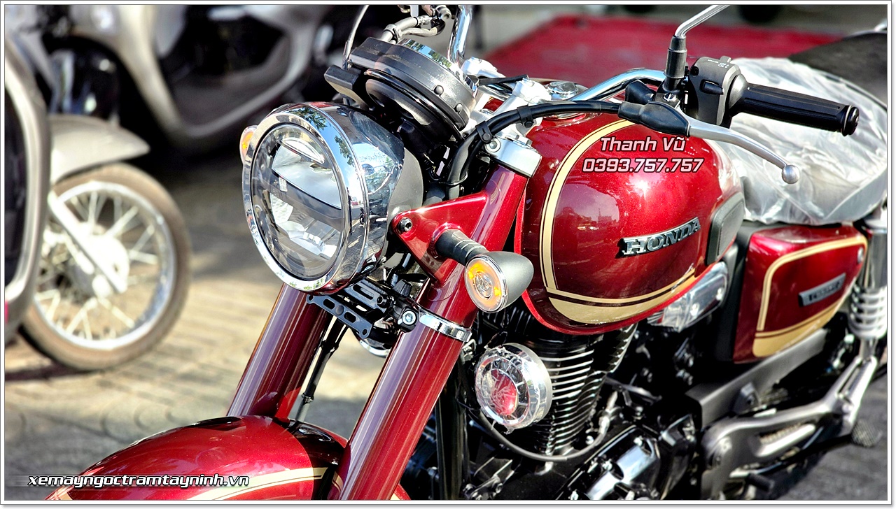 Honda CB350C Special Edition màu đỏ được giao tận nhà khách đam mê xe cổ điển tại Vũng Tàu 5 Honda CB350C Special Edition mau do duoc giao tan nha khach dam me xe co dien tai Vung Tau 4
