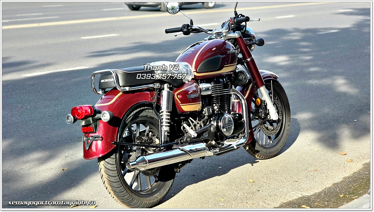 Honda CB350C Special Edition màu đỏ được giao tận nhà khách đam mê xe cổ điển tại Vũng Tàu 3 Honda CB350C Special Edition mau do duoc giao tan nha khach dam me xe co dien tai Vung Tau 9