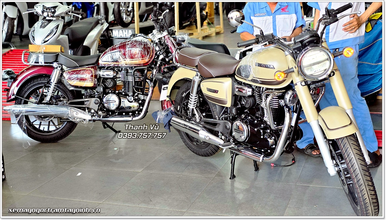 Honda CB350C Special Edition màu đỏ và vàng cát vừa được bàn giao tại Ngọc Trâm Tây Ninh 15 Honda CB350C Special Edition mau do va vang cat vua duoc ban giao tai Ngoc Tram Tay Ninh 7
