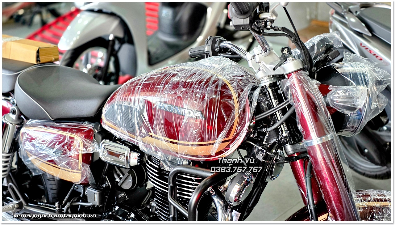 Honda CB350C Special Edition màu đỏ và vàng cát vừa được bàn giao tại Ngọc Trâm Tây Ninh 14 Honda CB350C Special Edition mau do va vang cat vua duoc ban giao tai Ngoc Tram Tay Ninh 9