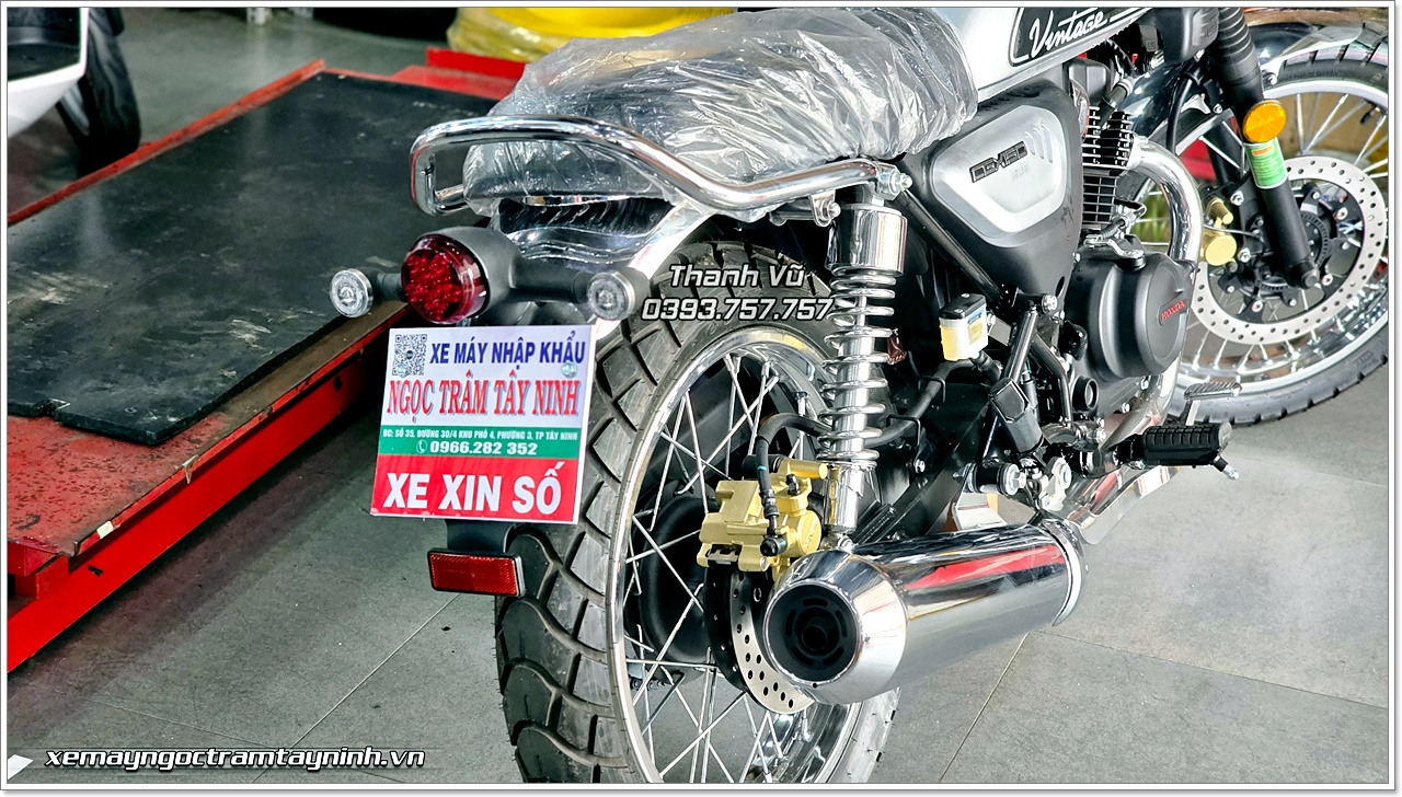 Honda CGX 150 Vintage 2026 mau bac den ban giao ve TP Tam Ky Quang Nam 7