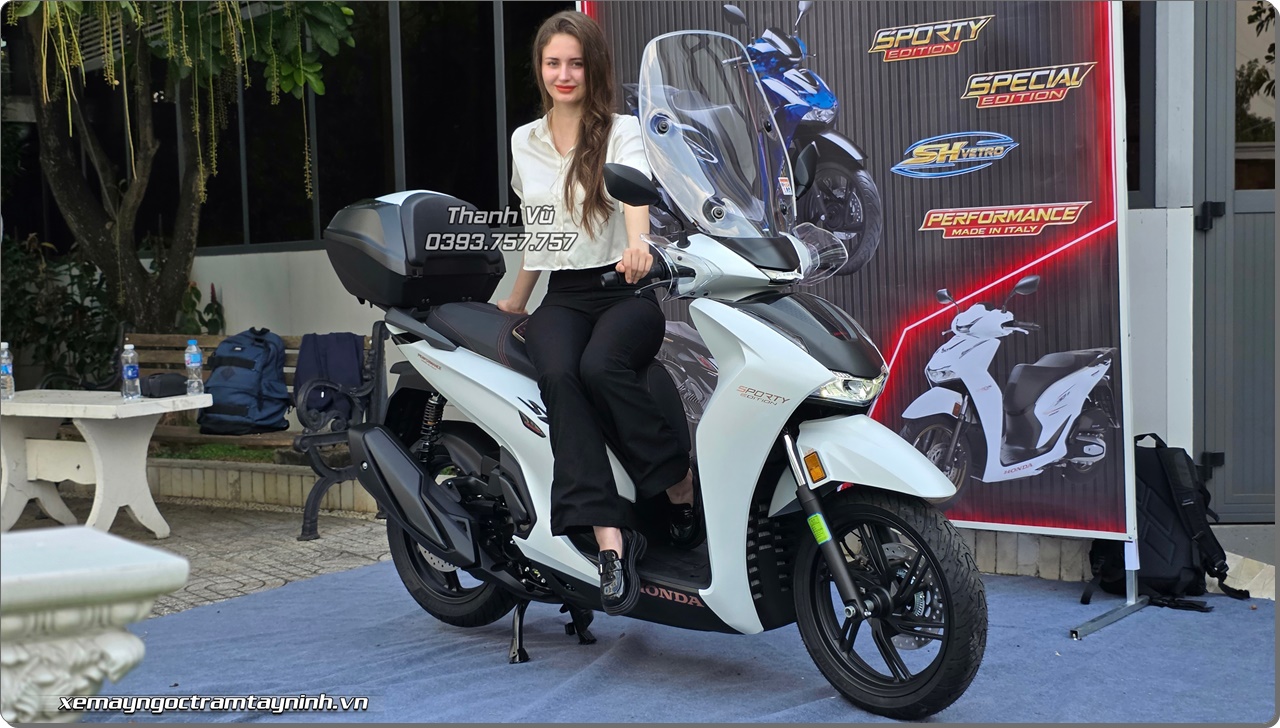 Honda SH Y 350i – New Concept Design 2026 18
