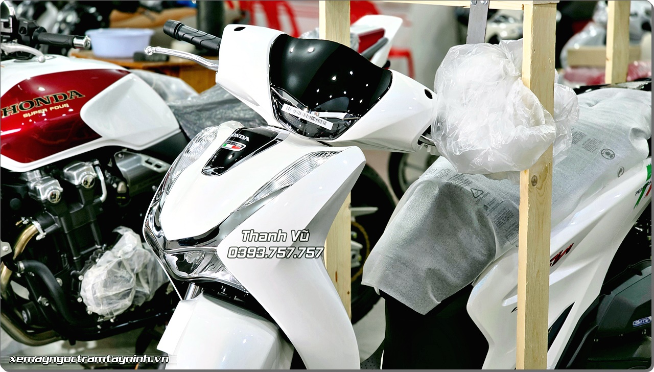 Honda SH Y mau trang ngoc trai vua cap ben Viet Nam tim duoc chu nhan tai Ngoc Tram Tay Ninh 3