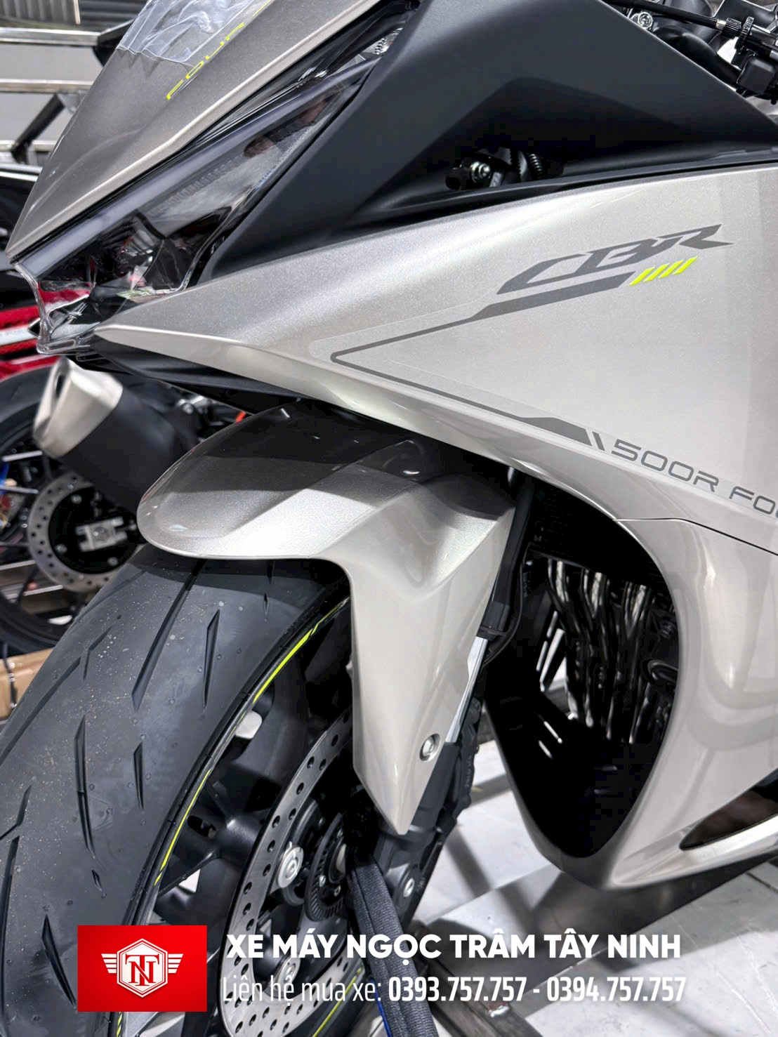 Xe Máy Ngọc Trâm Tây Ninh chính thức phân phối xe nhập khẩu: cặp đôi Honda CB500SF Super Four và Honda CBR500R Four 2026 đã về Việt Nam 9 Honda CB500SF Super Four va Honda CBR500R Four 2026 2