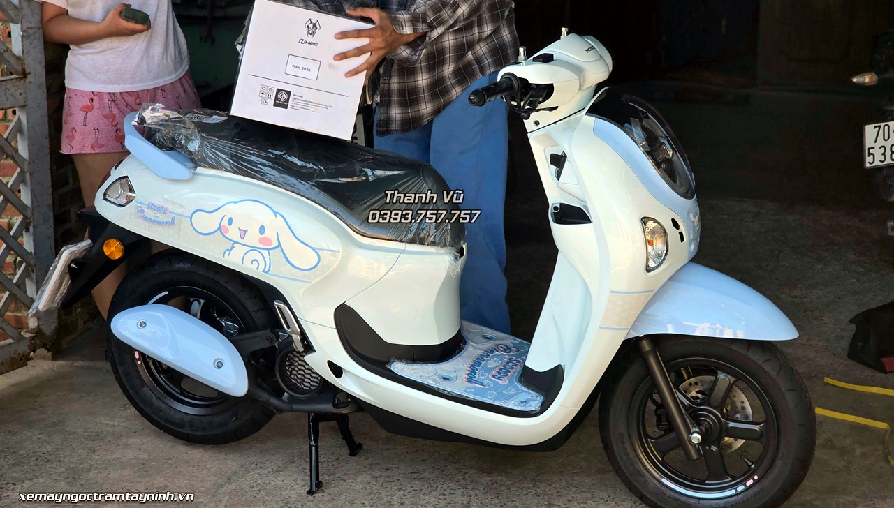 Honda Scoopy Cinnamoroll 2026 đầu tiên Việt Nam được giao đặc biệt tại Xe Máy Ngọc Trâm Tây Ninh 2 Honda Scoopy Cinnamoroll 2026 dau tien Viet Nam duoc giao dac biet tai Xe May Ngoc Tram Tay Ninh 4