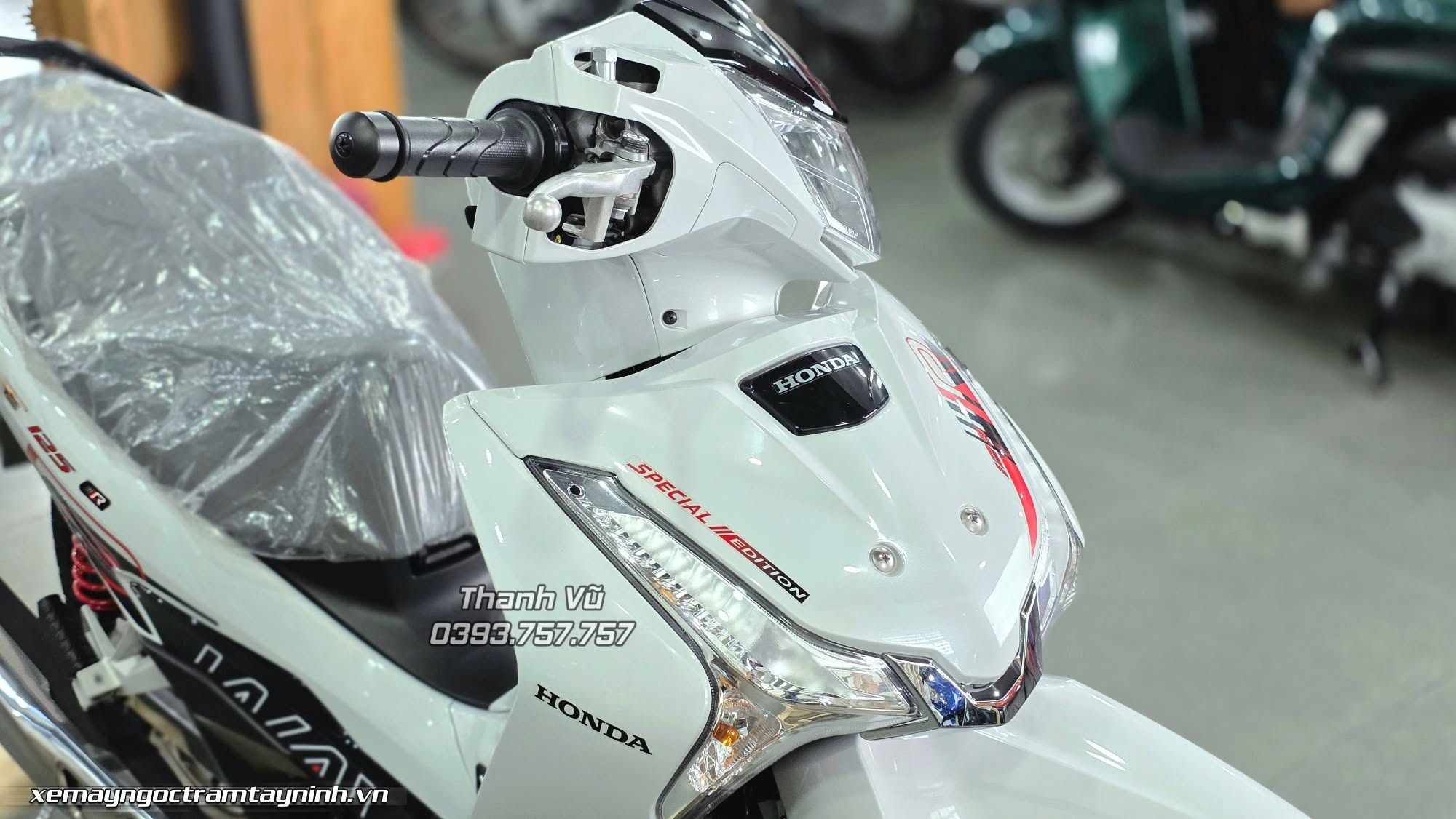 Wave 125R Special Edition – mẫu xe số nhập khẩu được cộng đồng chơi xe đánh giá rất cao 7 Wave 125R Special Edition – mau xe so nhap khau duoc cong dong choi xe danh gia rat cao 1