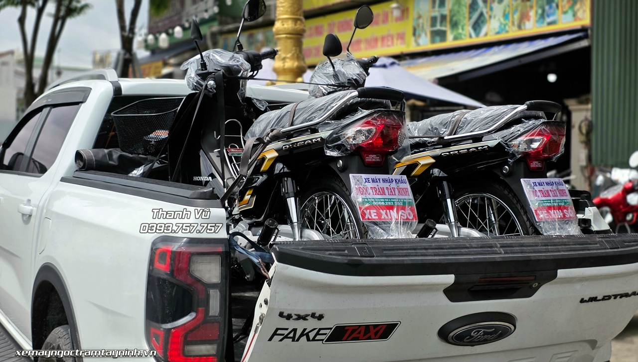 Xe May Nhap Khau Ngoc Tram Tay Ninh tiep tuc ban giao xe cap Honda Dream NCX 2026 ve Tan Hung Long An 12