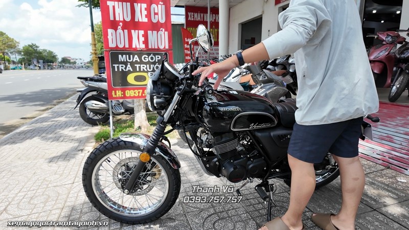 Honda CGX 150 2026 Vintage đen custom bàn giao khách hàng Châu Thành, Tây Ninh 5 Honda CGX 150 2026 Vintage den custom 11