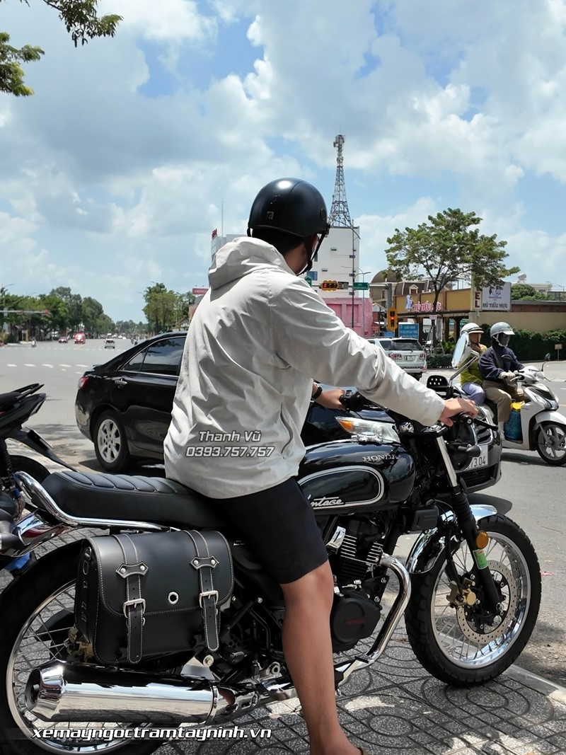 Honda CGX 150 2026 Vintage đen custom bàn giao khách hàng Châu Thành, Tây Ninh 3 Honda CGX 150 2026 Vintage den custom 13