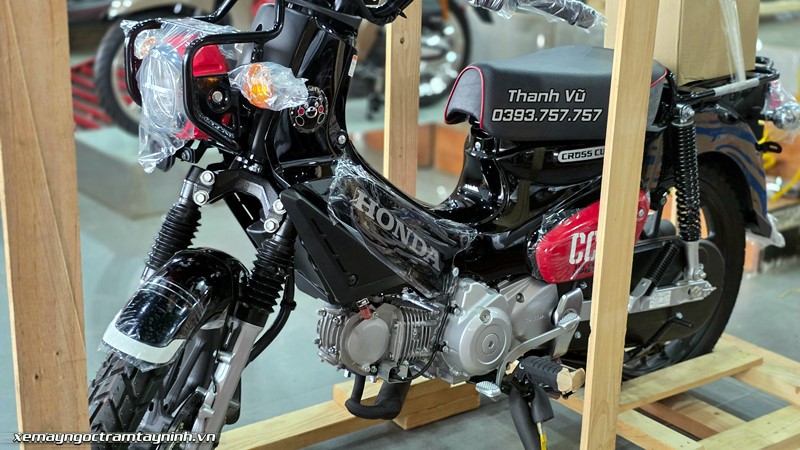 Đóng thùng Honda Cross Cub Kumamon bản giới hạn, chốt giao anh khách phương xa ngày 17/7/2026 13 Honda Cross Cub Kumamon 10