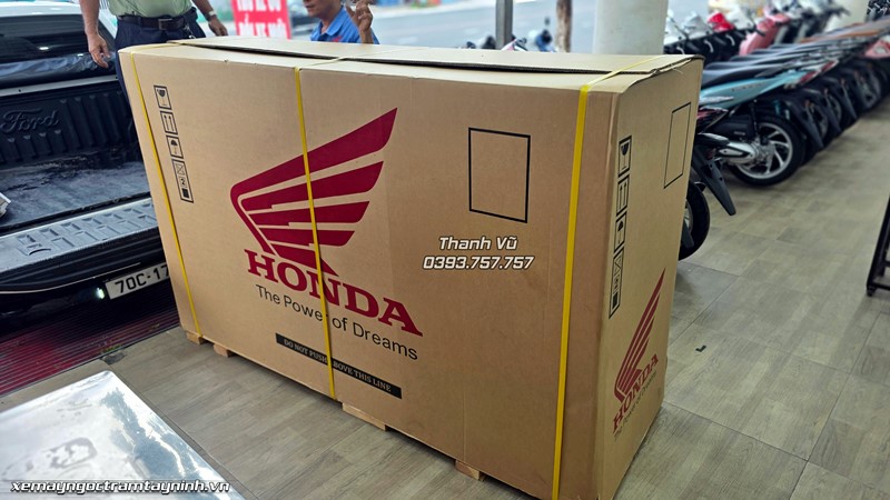 Đóng thùng Honda Cross Cub Kumamon bản giới hạn, chốt giao anh khách phương xa ngày 17/7/2026 14 Honda Cross Cub Kumamon 12